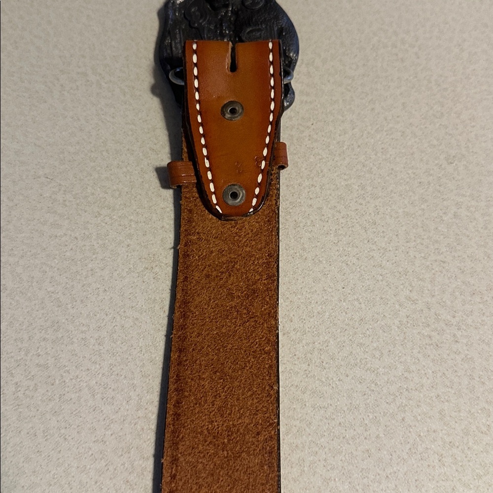 Brown tooled Leather western Belt with Country Music Buckle size 42 plus buckle - Picture 11 of 16